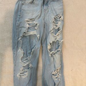 American Eagle Outfitters Light Blue Ripped Boyfriend Jeans